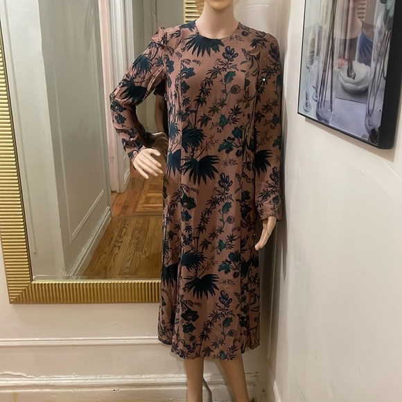 L.K.Bennett Floral Long Sleeve Dress - Picture 7 of 13